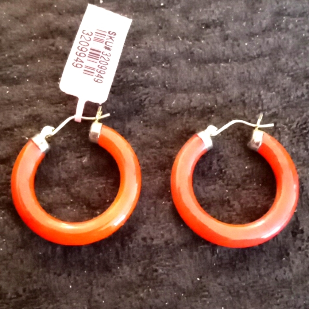 ORANGE JADE HOOP EARRINGS - Picture 3 of 6